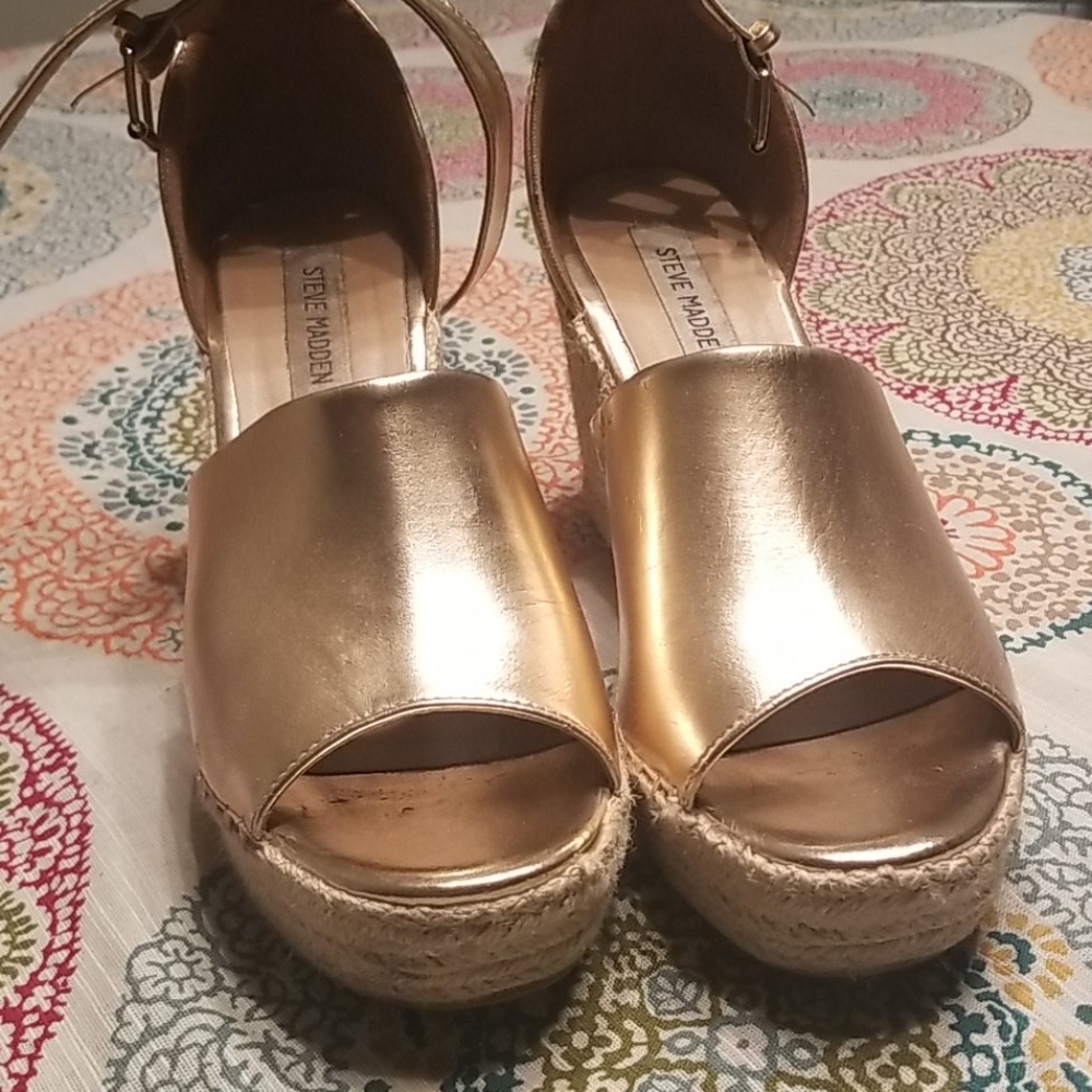 This gorgeous high heel wedge look & feel awesome